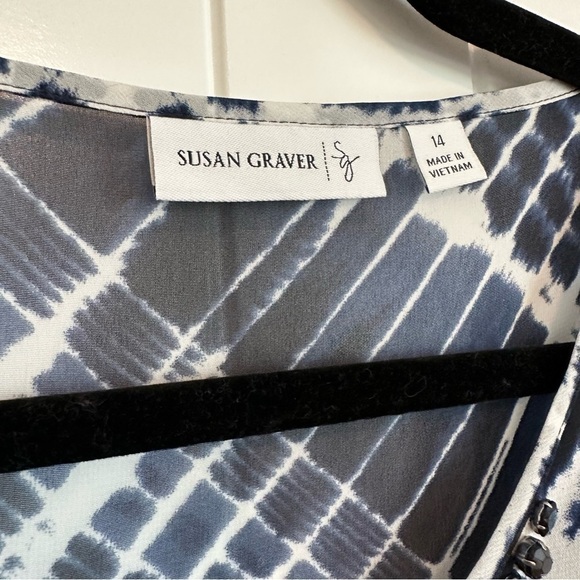 Susan Graver sheer navy and white tunic beaded neck three fourths sleeve size 14 - Picture 7 of 11